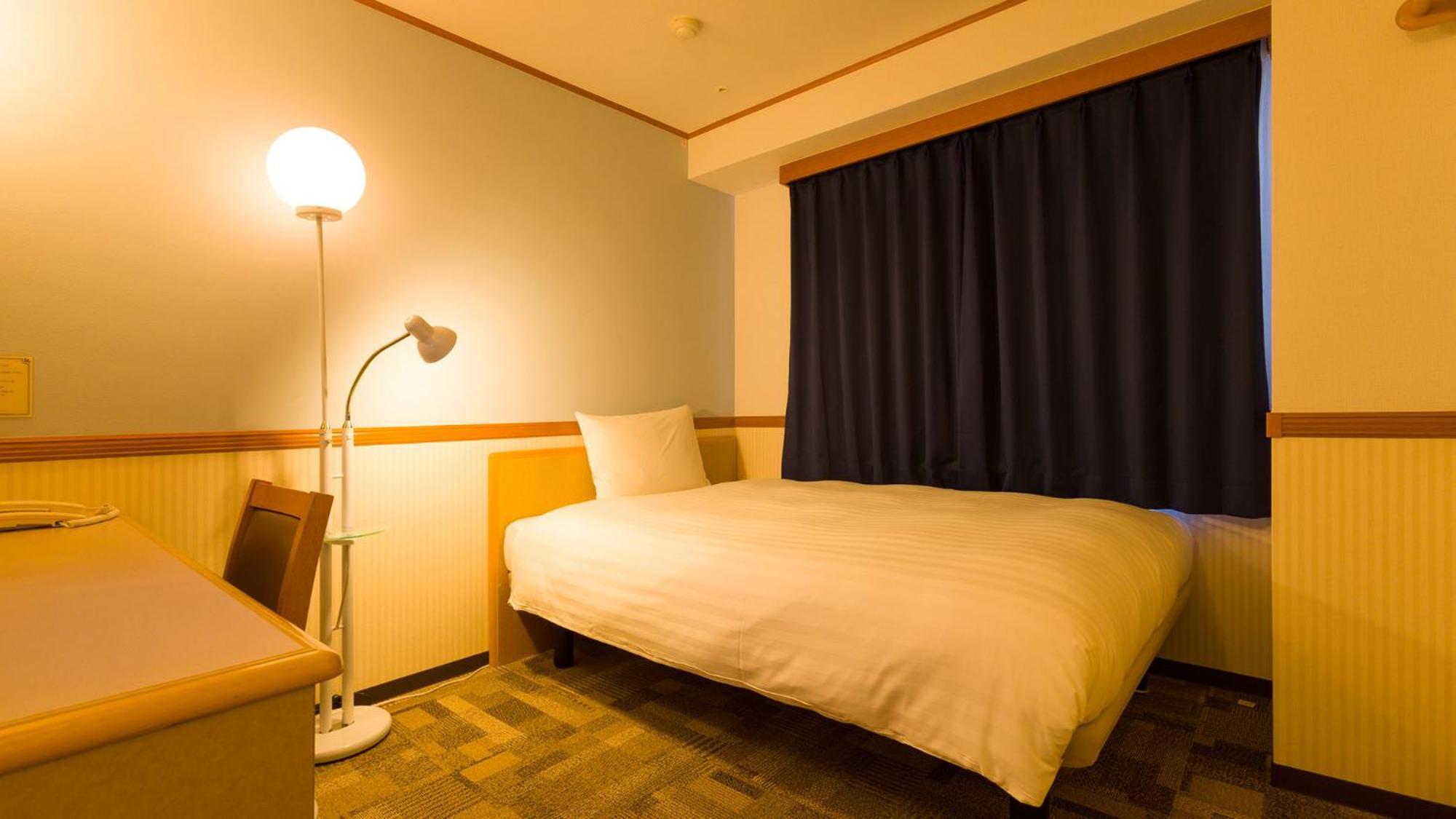 Toyoko Inn Tokyo Eki Shin Ohashi Mae Chambre photo