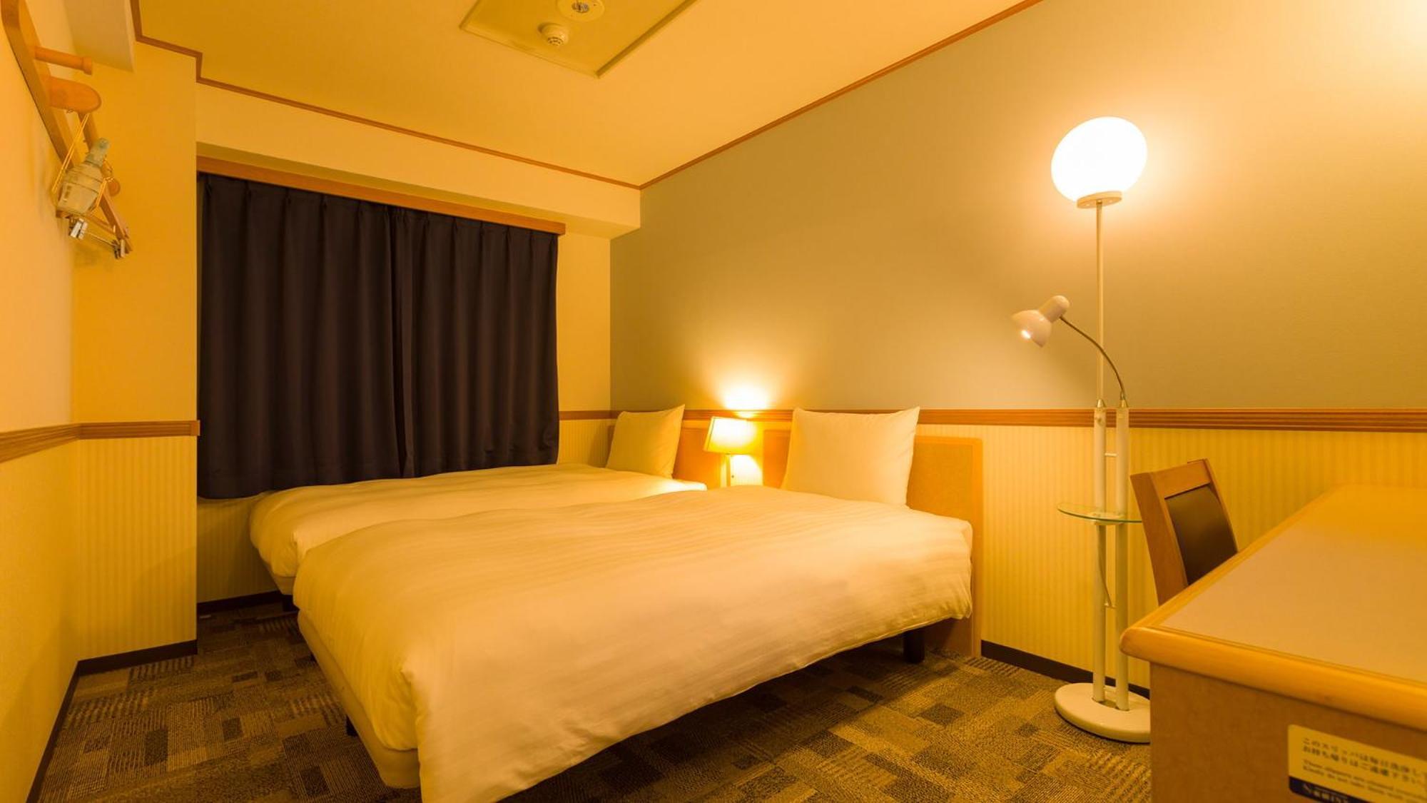 Toyoko Inn Tokyo Eki Shin Ohashi Mae Chambre photo